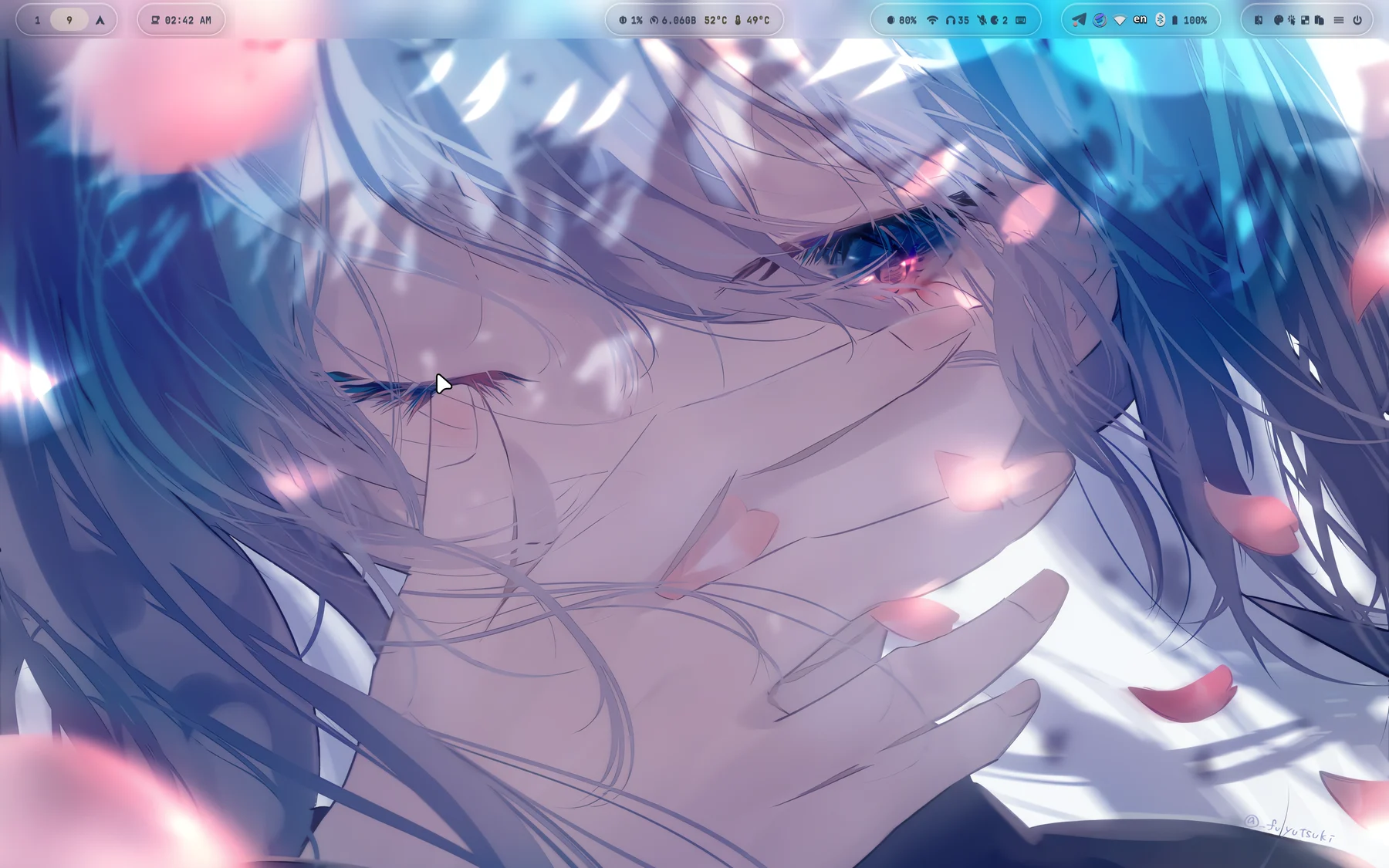 mikufans 主题截图，Miku 花瓣壁纸和顶部 Waybar